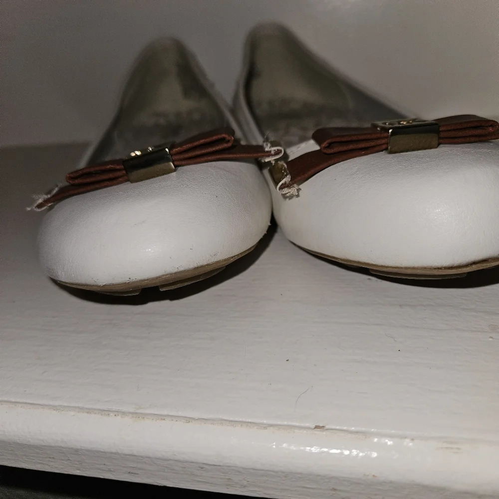 Michael Kors girls outlet Fulton studded moccasin size 3
